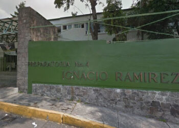 POR ESO APARECEN MUERTAS