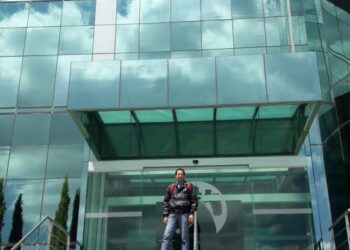 ACTIVISTA UNIVERSITARIO SE QUEJA ANTE LA  CODHEM CONTRA LA UAEM