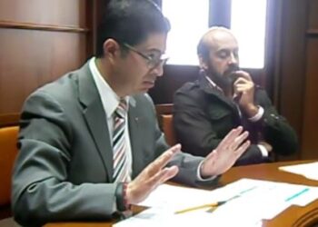 NO ERAN ESTUDIANTES Y LES DIERON «BECAS» ILEGALES EN LA UAEM