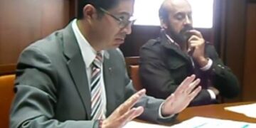 NO ERAN ESTUDIANTES Y LES DIERON «BECAS» ILEGALES EN LA UAEM