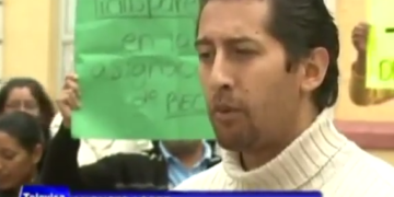 MANIFESTANTES UNIVERSITARIOS POR BECAS PRONABES