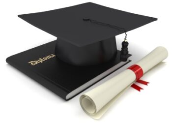 ¿Estás tramitando tu título profesional?