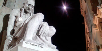 Universitarios responden al  rector de la UAEM por marcha de «Vibra México»