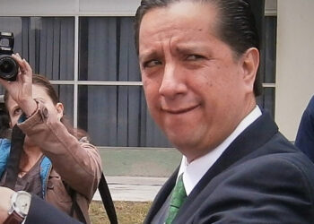 ¿Regalo en efectivo o tributo a un potro-dios universitario?