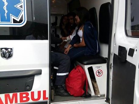 Se cae plafón en facultad de la UAEM y lesiona a estudiantes