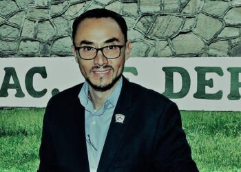 Repudian en redes amenazas contra aspirante a director de facultad