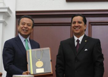 Consentido por rectores, Camacho Quiroz gozó de Tiempo Completo “F” desde 2012