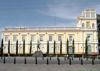 El declive de la Máxima Casa de Estudios Mexiquense