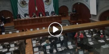 VAN POR UNA UNIVERSIDAD GRATUITA, DEMOCRÁTICA Y DE CALIDAD