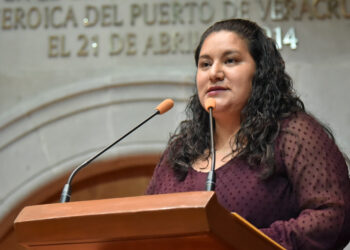 Exhortan a proteger a mexiquenses de daños por blanqueamiento de hoja de maíz