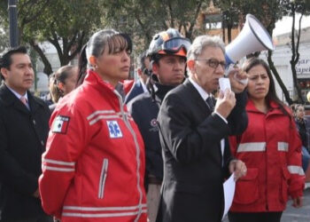 Le quitan piedras en el camino a Jannet Valero: Pastor Tapia