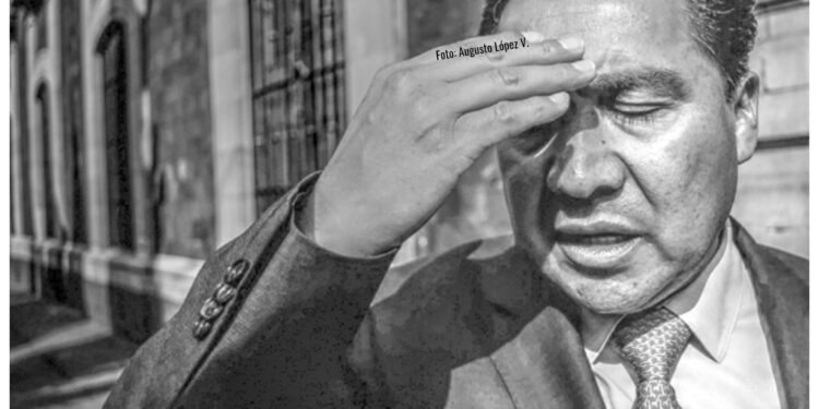 Morena pedirá sanciones por crisis financiera en UAEM e ISEM