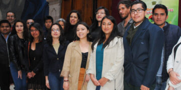 EN EL CONGRESO EXPONEN OBRAS DE ESTUDIANTES DE ARTE