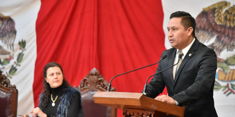 EN PERIODO EXTRAORDINARIO, LA LEGISLATURA DESIGNARÁ AUDITOR Y CONTRALOR