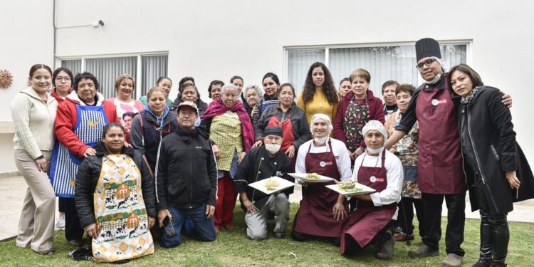 OFRECE UAS TALLER DE COCINA SALUDABLE   Y SESIÓN DE RISOTERAPIA