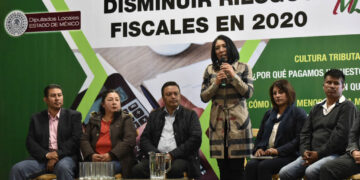 PROMUEVE MARÍA LUISA MENDOZA CAPACITACIÓN EN MATERIA FISCAL 2020
