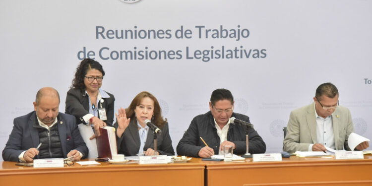 Cristalazo y robo de automotores estacionados serán delitos graves