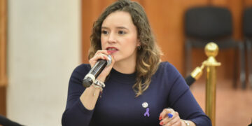 Aprueban agravar el delito de lesionar con ácidos