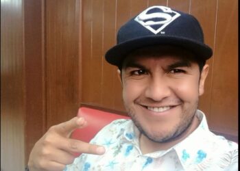 Estudiantes toman oficinas del Centro Juvenil Universitario