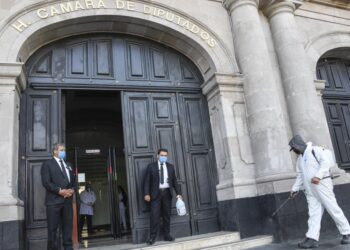 SANITIZAN INSTALACIONES DE LA LEGISLATURA POR COVID-19