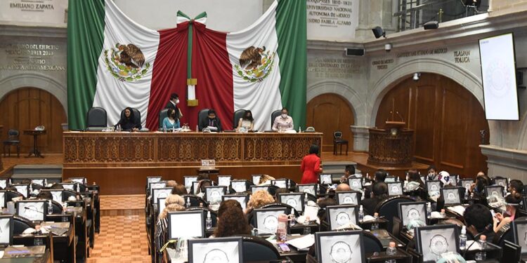 Recortan cuatro meses al proceso electoral en Edomex