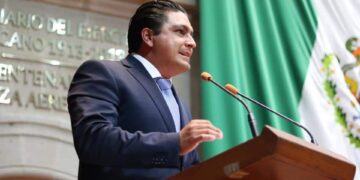 Diputado pide al GEM garantizar insumo y equipo médico en sistema de salud estatal