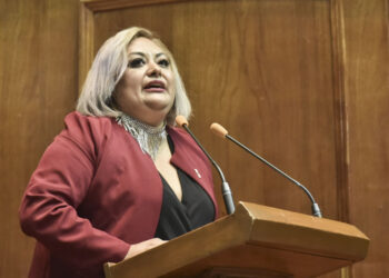 Piden información sobre 17 mdp del “bono del gobernador” entregado a personal del ISEM