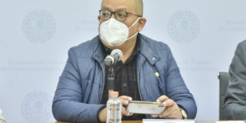 Que los derechos de la naturaleza estén al mismo nivel que los derechos humanos: Max Correa