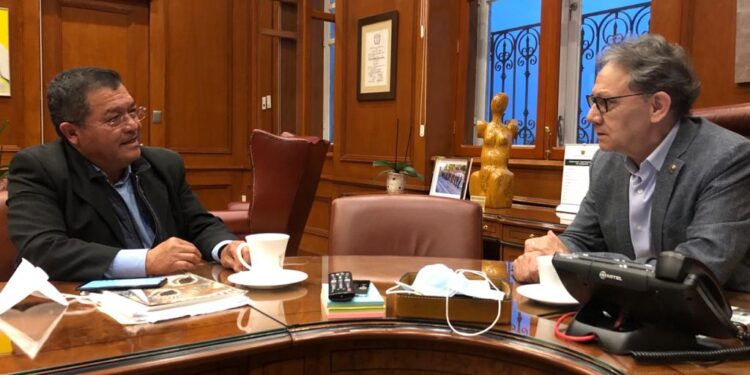 Después de ultimátum Baca ya acepta al nuevo Contralor