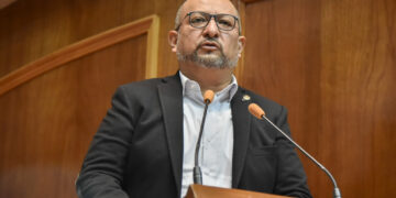 Denuncia Max Correa represalias en contra del activista José Humbertus Pérez Espinoza