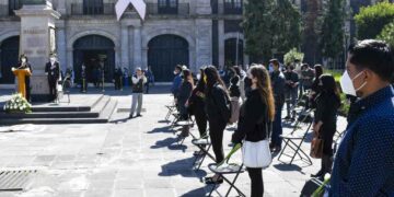 Presentan iniciativa para ampliar licencia de luto para servidores públicos