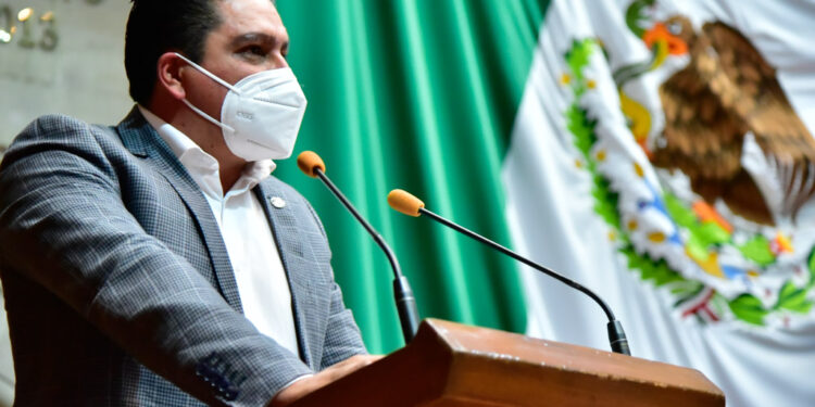 Diputadas y diputados piden imponer multas por reuniones de más de 30 personas en Edomex
