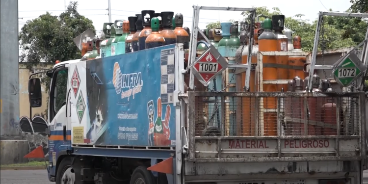 Profeco y Cofepris piden a ciudadanos devolver tanques de oxígeno #PorAmorALaVida