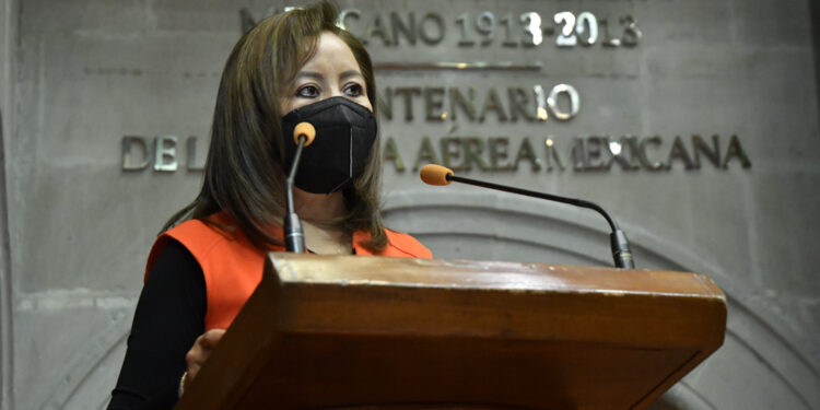 Piden en Edomex tipificar como delito la violencia económica
