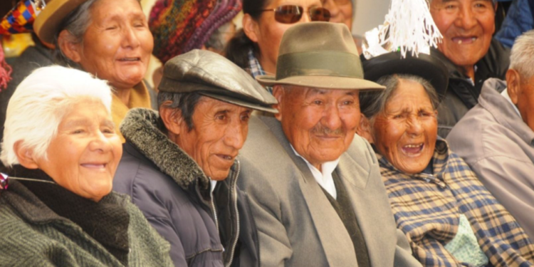 Plantean reformas para proteger el patrimonio de personas mayores