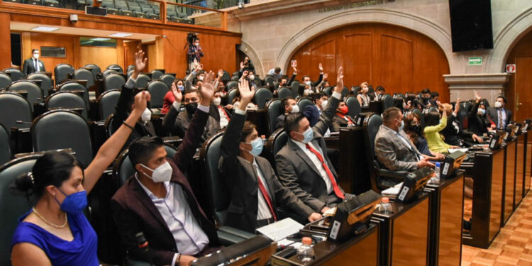 Va Parlamento Juvenil por mayor apoyo a mujeres emprendedoras