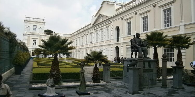 La UAEMéx ocupa el tercer lugar en las áreas de Ciencias Físicas y Ciencias de la Vida