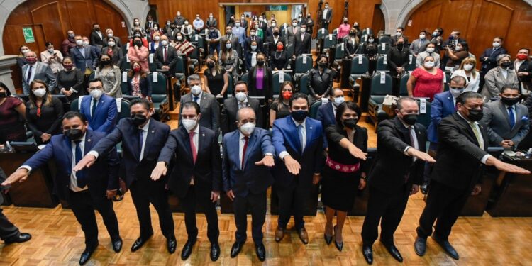 Maurilio Hernández presidente de la Jucopo