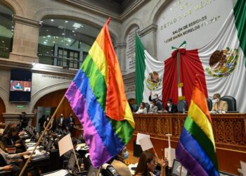 Plantean Morena y PRD reconocer matrimonio igualitario en Edomex