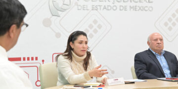 Analizan desafíos en gestión de servicios públicos