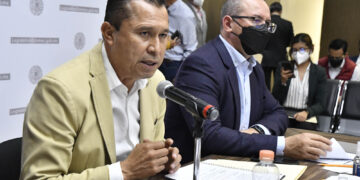 Analizan elevar penas por inducir a menores a delinquir