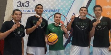Equipo de basquetbol obtiene bronce en Campeonato Nacional 