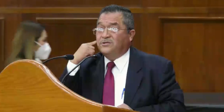 Perciben mexiquenses altos niveles de corrupción en gobiernos