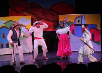 ¡Tercera llamada! Regresan pastorelas a teatros de la UAEM