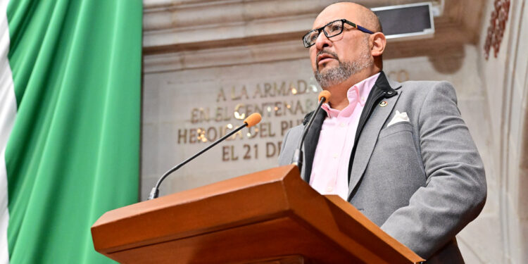 Buscan paridad de género efectiva en el Congreso y ayuntamientos (video)