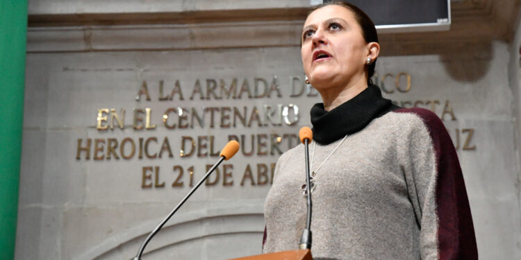 Que exhortos del Legislativo no sean llamados a misa