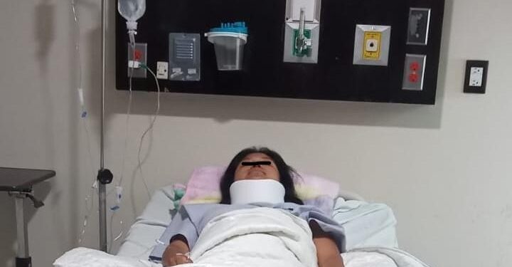 Con daño en cervicales e inflamación en la cabeza, la alcaldesa de Amanalco