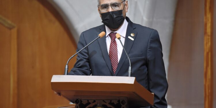 Analizan regularizar servicio de mototaxis