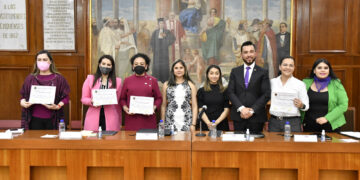 Mujeres piden