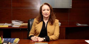 El plagio de Yasmín Esquivel se suma al que ya se le había atribuido en su tesis de licenciatura en Derecho